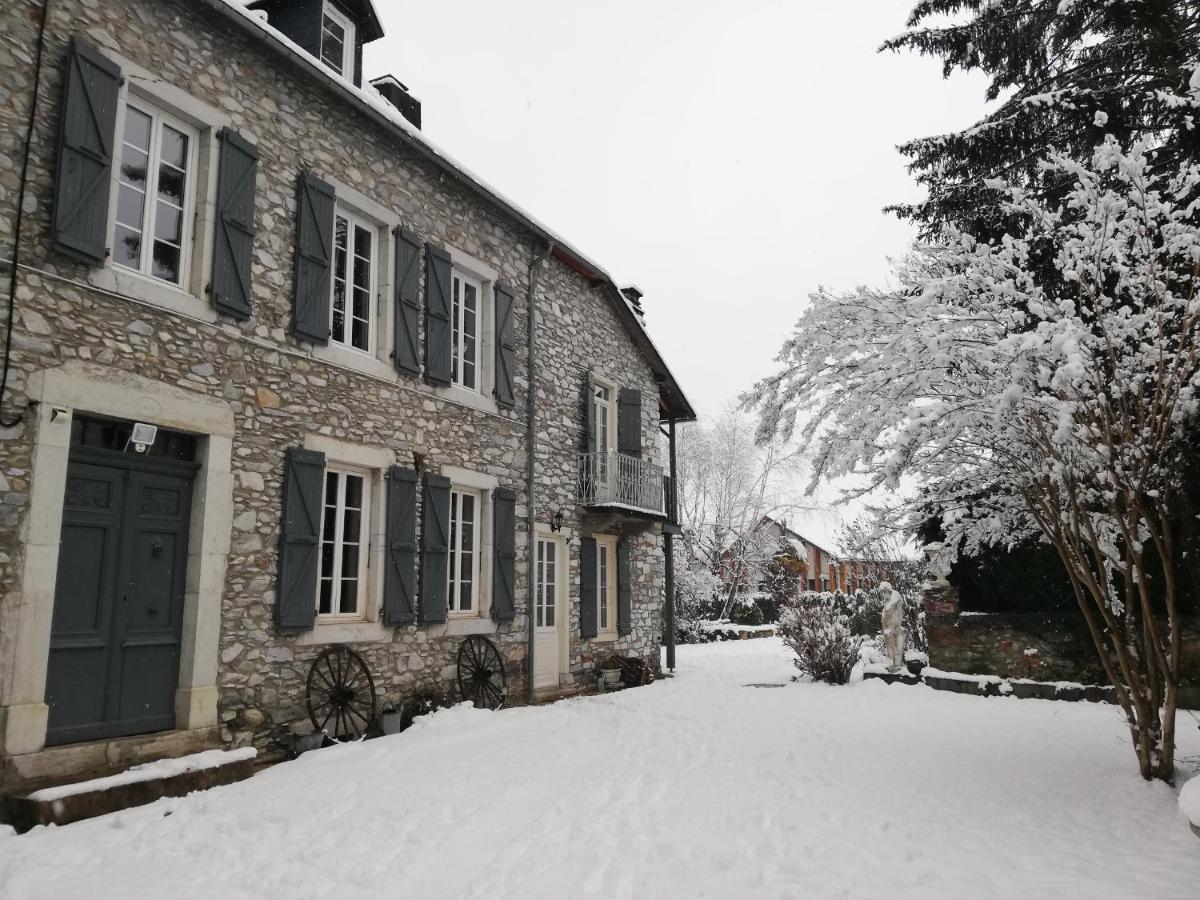 Le Domaine Des 3 Marmottes Chambres D' Hotes Cierp Exterior foto